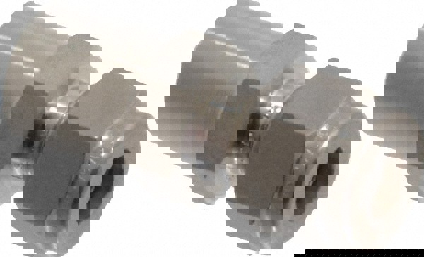 Compression Tube Male Pipe Weld Connector: 1/4